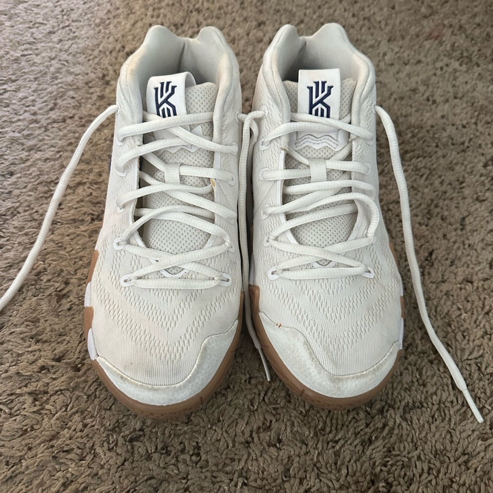 White and Blue Nike Sneakers Nike Kyrie Uncle Drew size youth 5.5